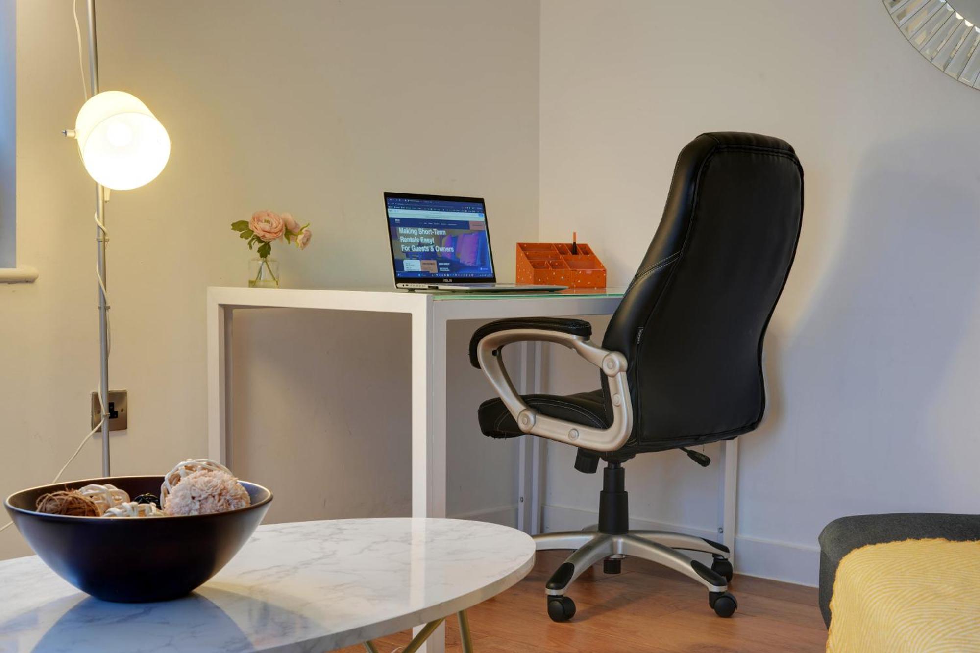 Stylish 2 Bed Apt 18 - City Centre, Free Parking, Espresso Machine & Netflix - Hosted By Stay Host Save Sheffield Ngoại thất bức ảnh