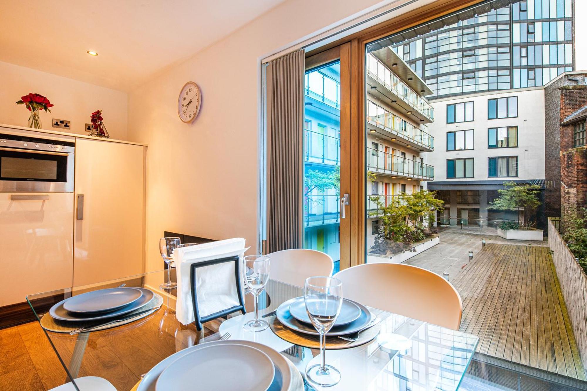 Stylish 2 Bed Apt 18 - City Centre, Free Parking, Espresso Machine & Netflix - Hosted By Stay Host Save Sheffield Ngoại thất bức ảnh