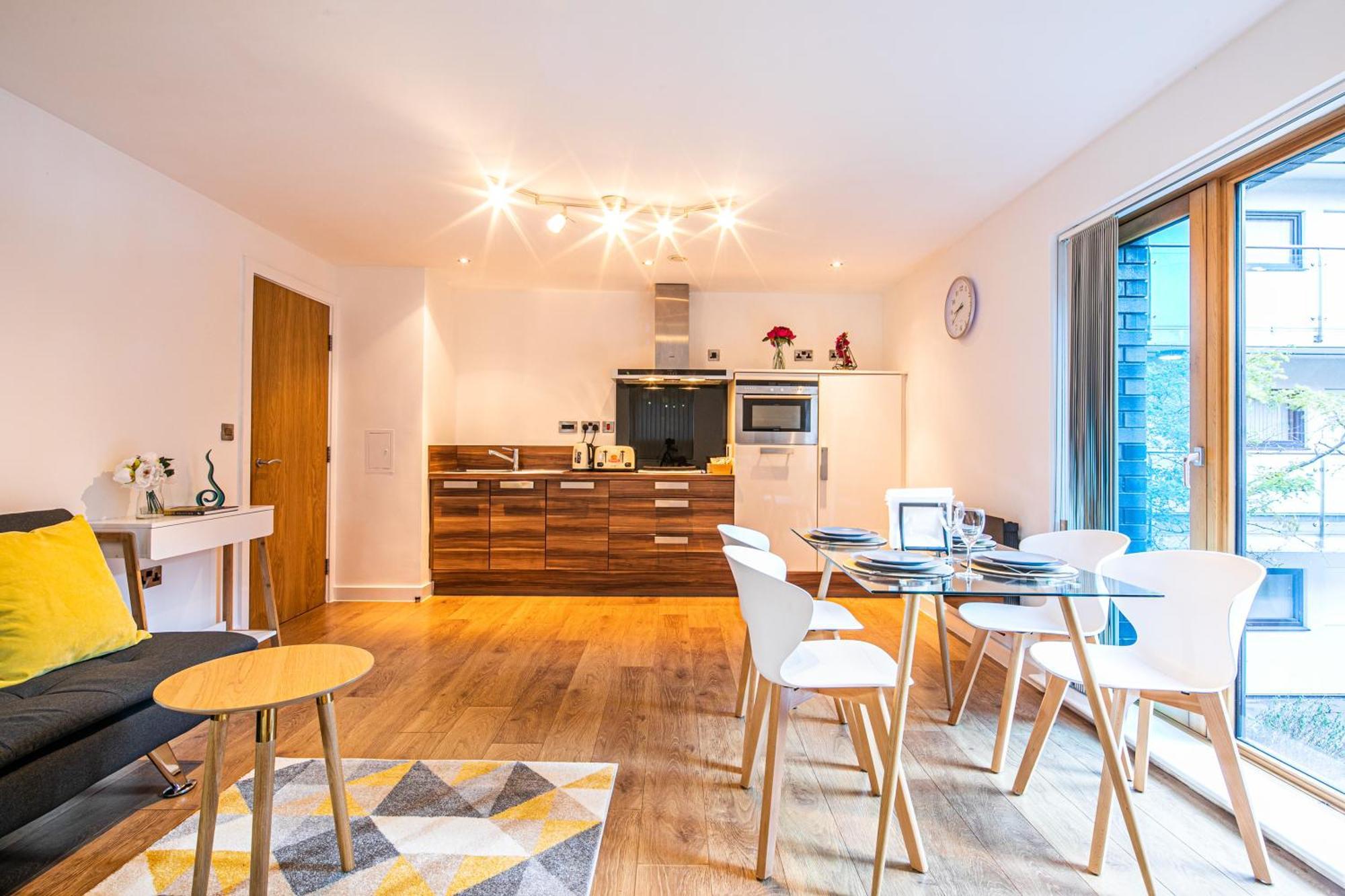 Stylish 2 Bed Apt 18 - City Centre, Free Parking, Espresso Machine & Netflix - Hosted By Stay Host Save Sheffield Ngoại thất bức ảnh