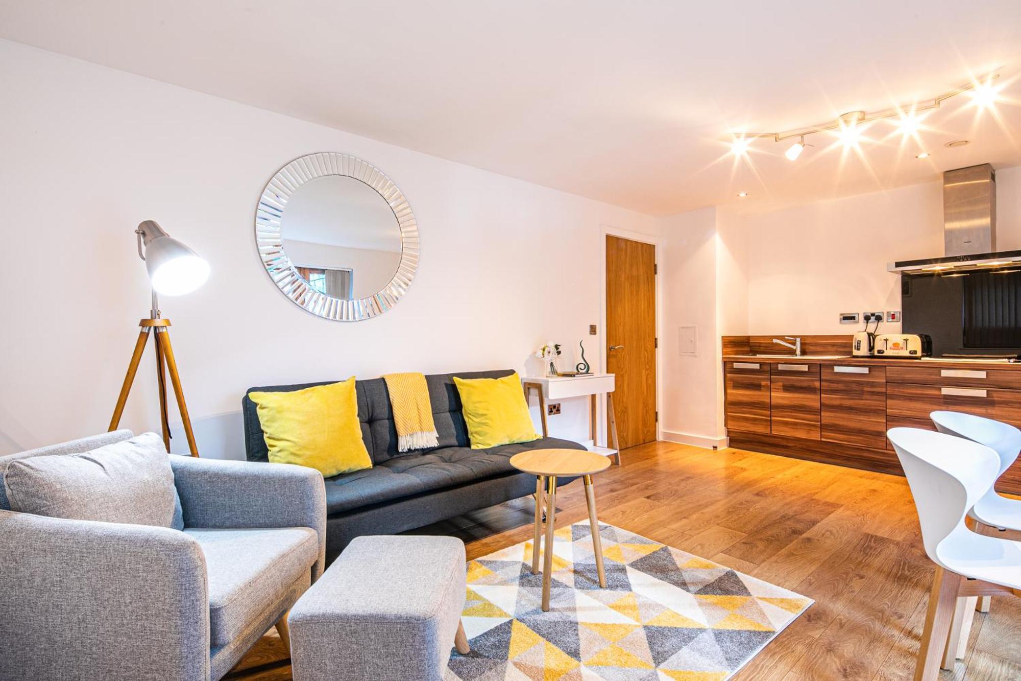 Stylish 2 Bed Apt 18 - City Centre, Free Parking, Espresso Machine & Netflix - Hosted By Stay Host Save Sheffield Ngoại thất bức ảnh