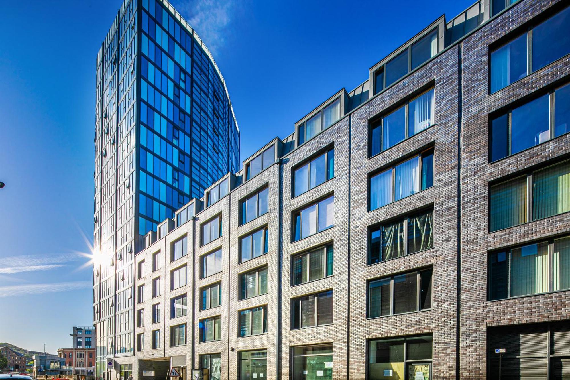 Stylish 2 Bed Apt 18 - City Centre, Free Parking, Espresso Machine & Netflix - Hosted By Stay Host Save Sheffield Ngoại thất bức ảnh