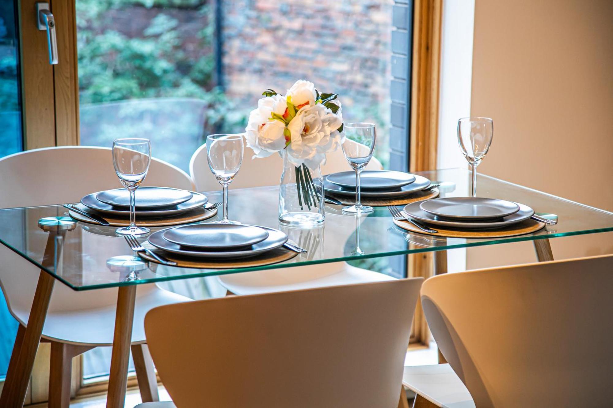 Stylish 2 Bed Apt 18 - City Centre, Free Parking, Espresso Machine & Netflix - Hosted By Stay Host Save Sheffield Ngoại thất bức ảnh