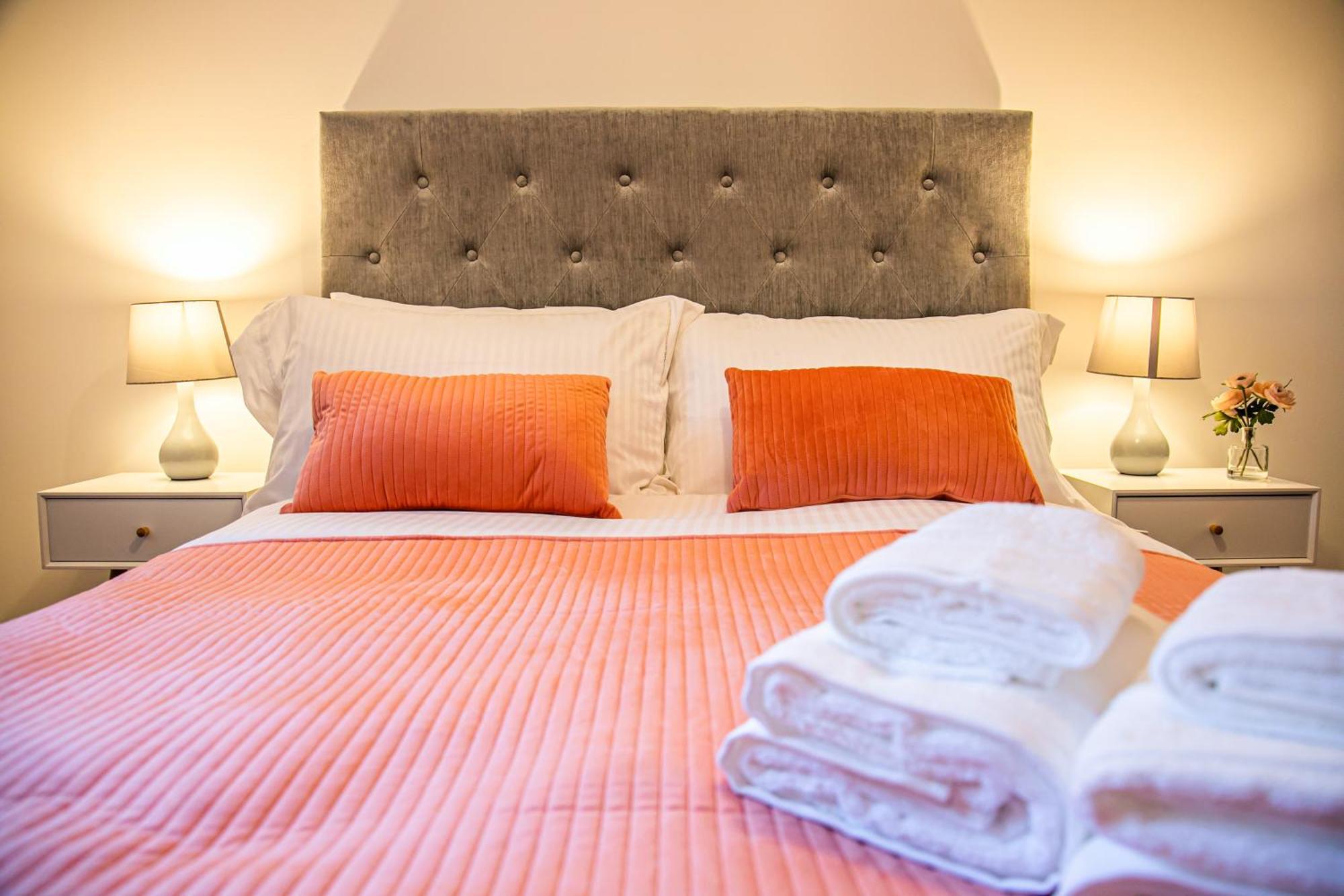 Stylish 2 Bed Apt 18 - City Centre, Free Parking, Espresso Machine & Netflix - Hosted By Stay Host Save Sheffield Ngoại thất bức ảnh